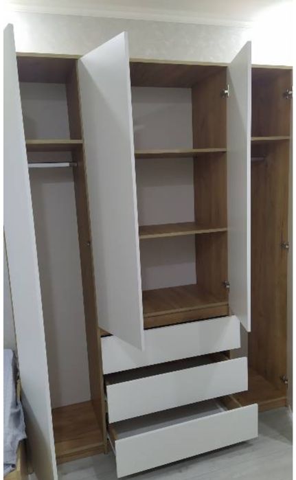 Продам новый шкаф 2 месяца как купили