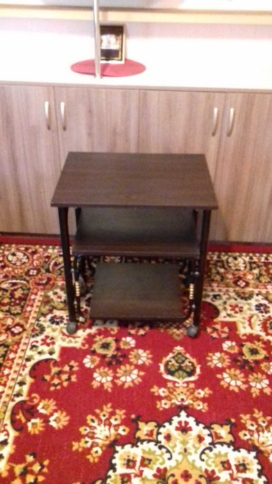 продавам холна масичка