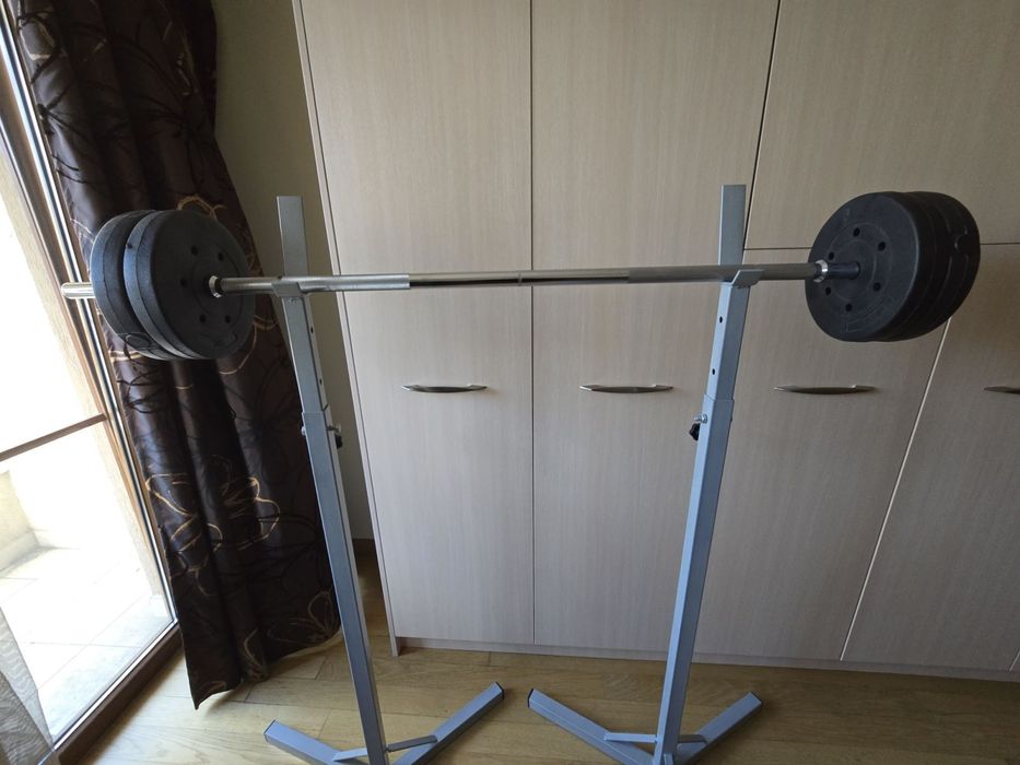 Фитнес лост с тежести