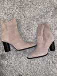 Botine bej cu toc Zara