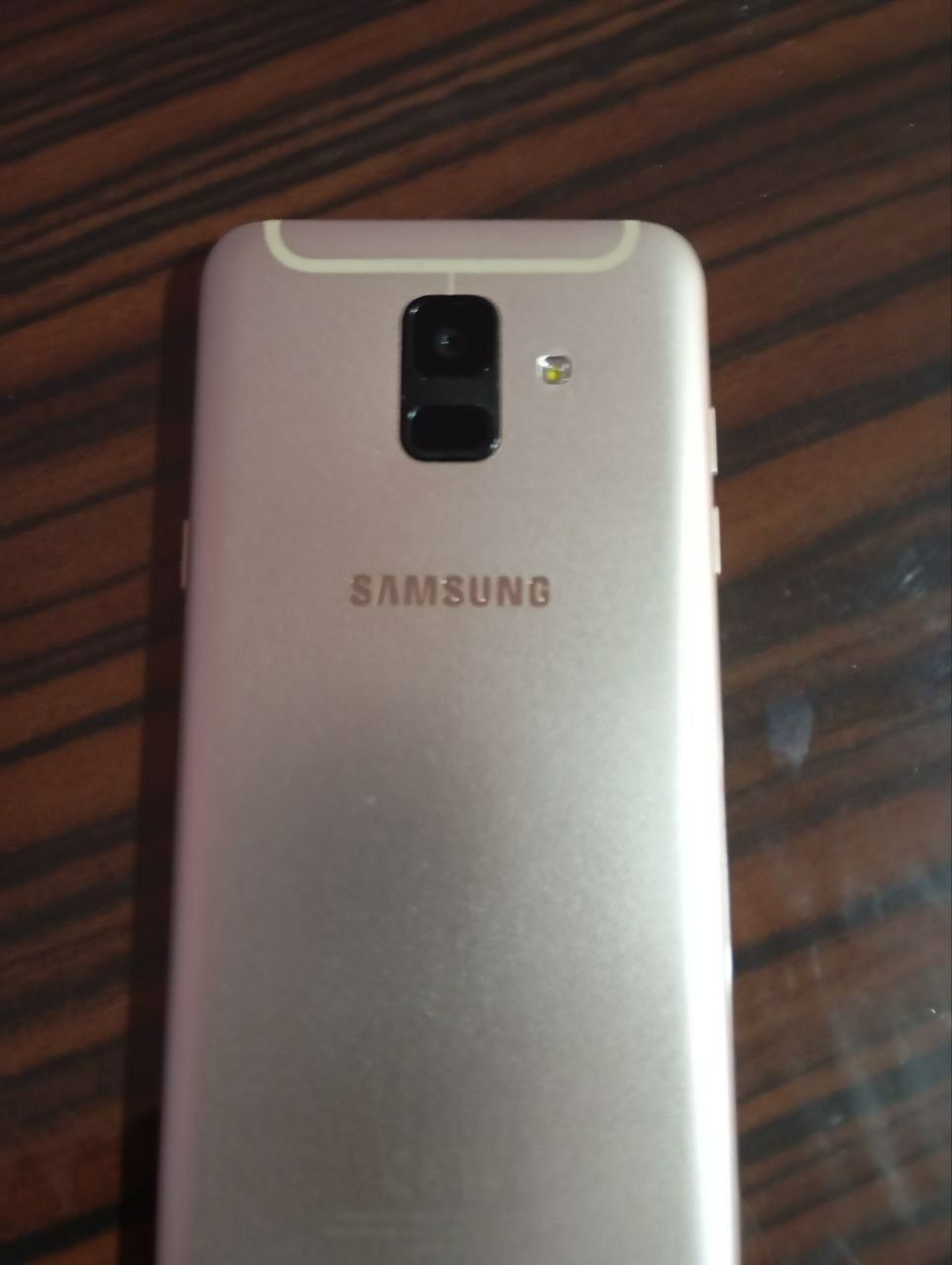 Samsung A6 ideal
