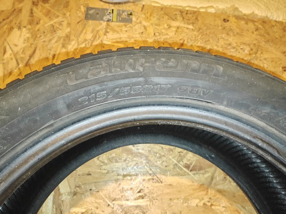 Vand 4 anvelope Laufenn 215/55R17 98V