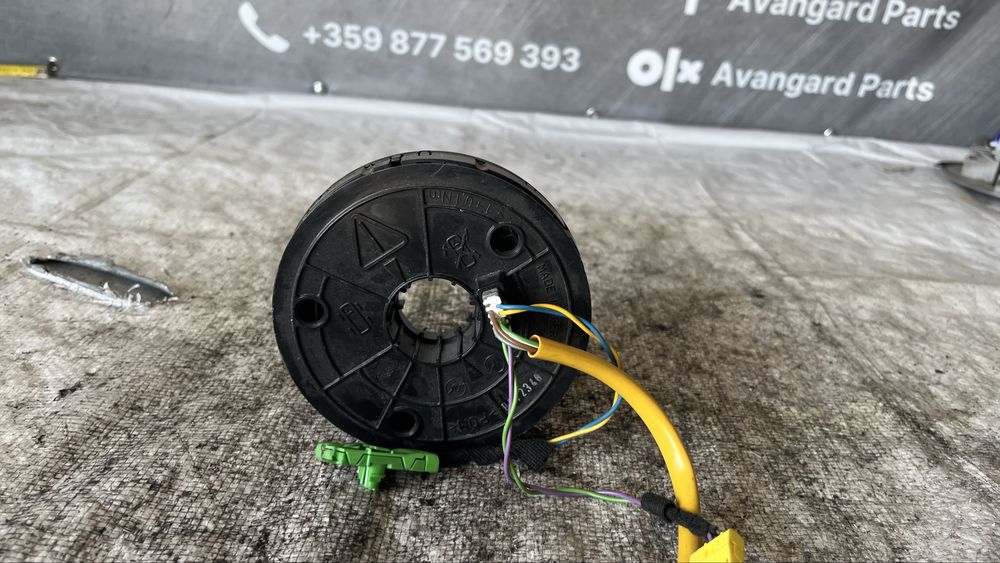 Mercedes C W203 лентов кабел