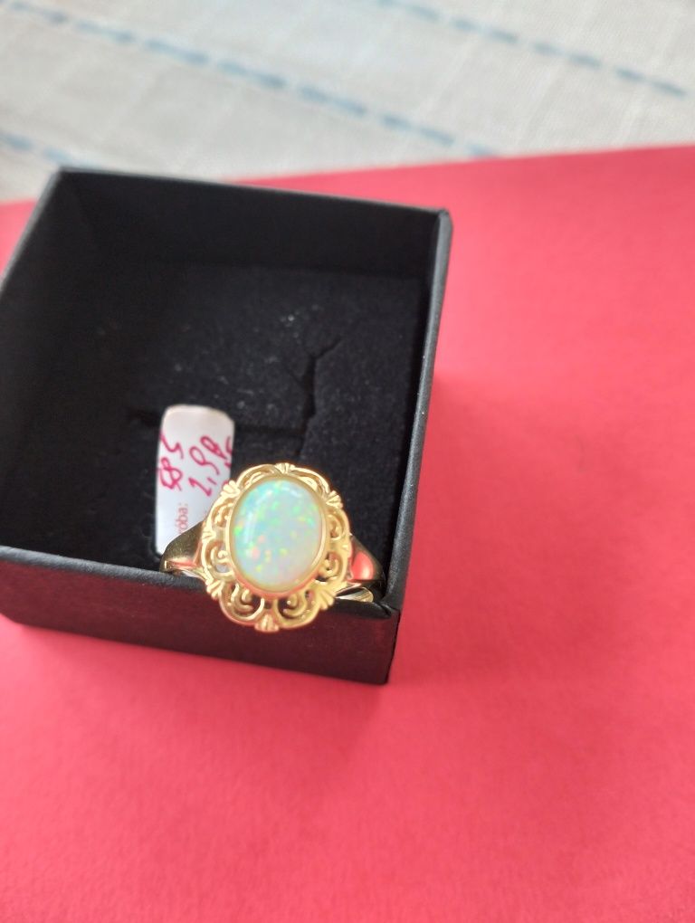 Inel 14k(585) cu opal