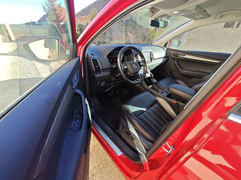 Skoda Karoq avariat usor