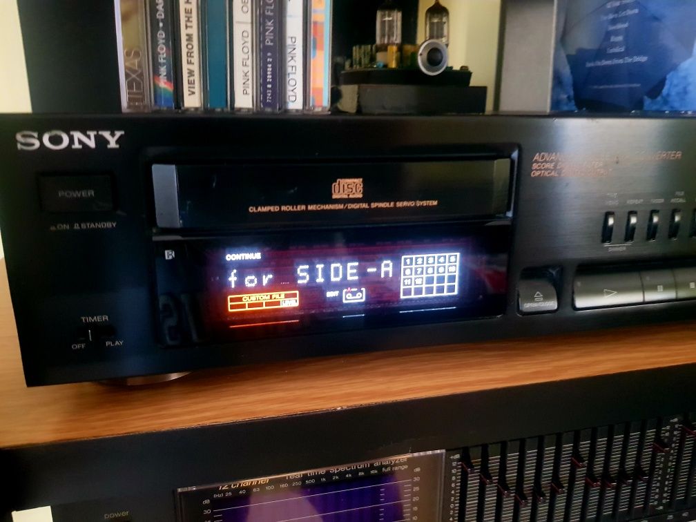 Sony CDP 915 CD Player TOP (video)