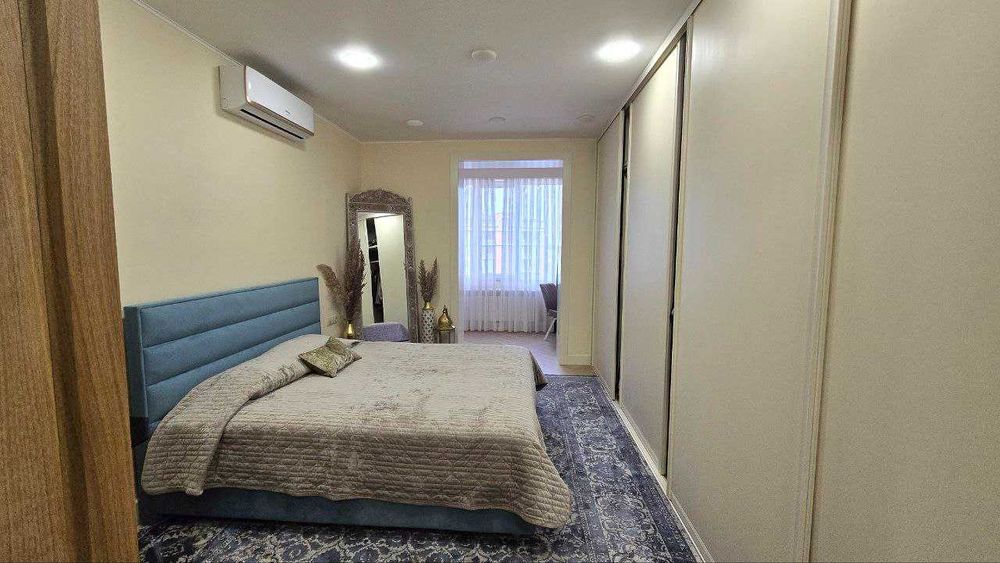 Продам 4/8/8 дюплекс с классическим ремонтом. ор-р гостиница GrandMir"