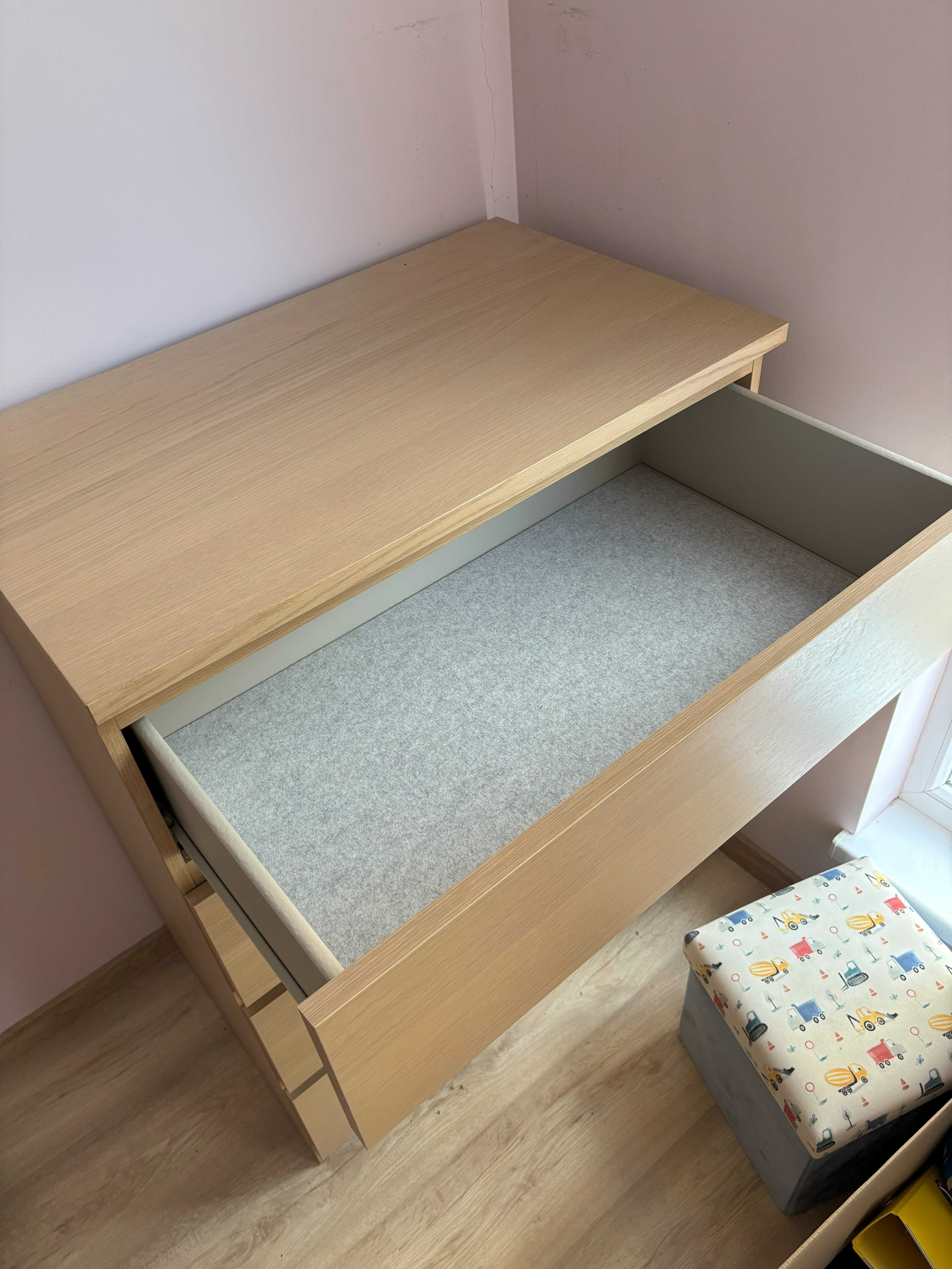 MALM скрин с 4 чекмеджета