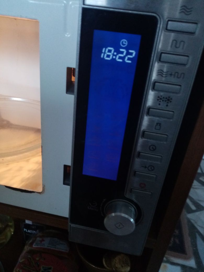 Микровълнова печка. Немска, работеща.