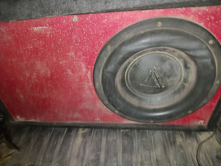 Буфер аура 12 в коробе на трубе