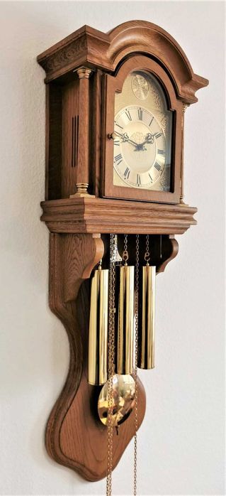 Ceas de perete cu pendul