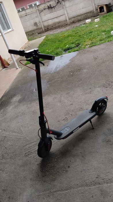 Trotinetă electrică aovo pro în stare bună 31km viteză 30 km automomie