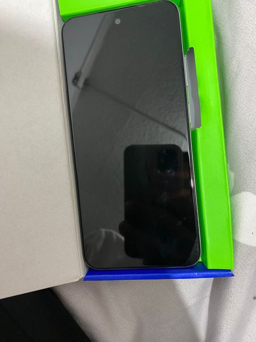 Vând telefon infinix smart 9 HD nou