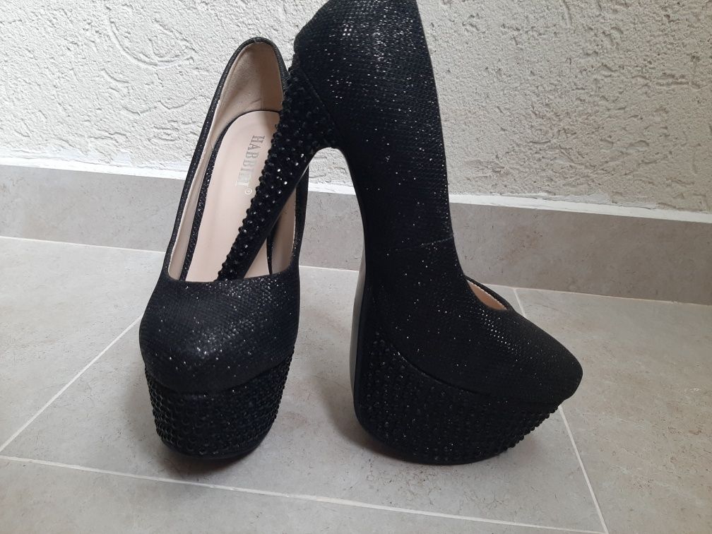 Pantofi dama marimea 37