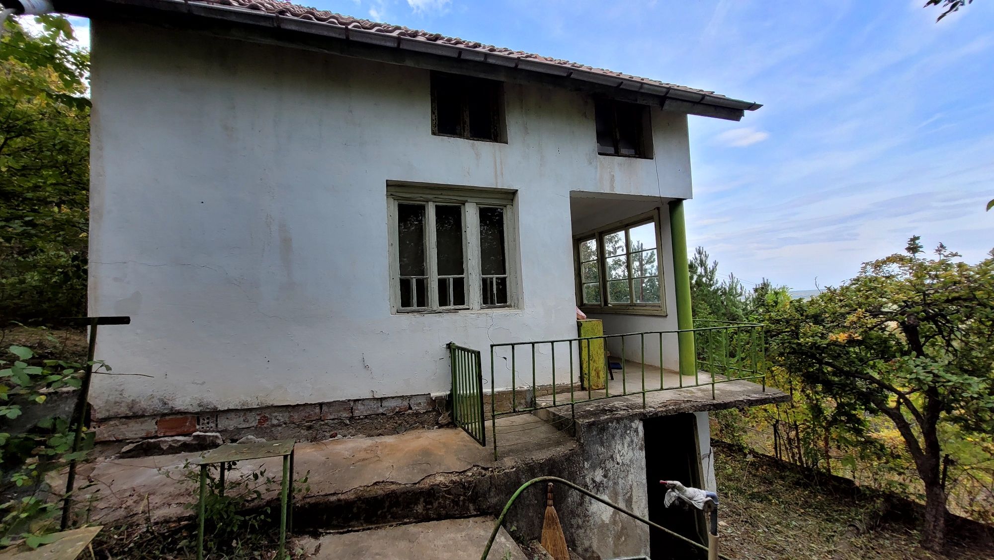 Продавам Вила с дворно място Бистрец