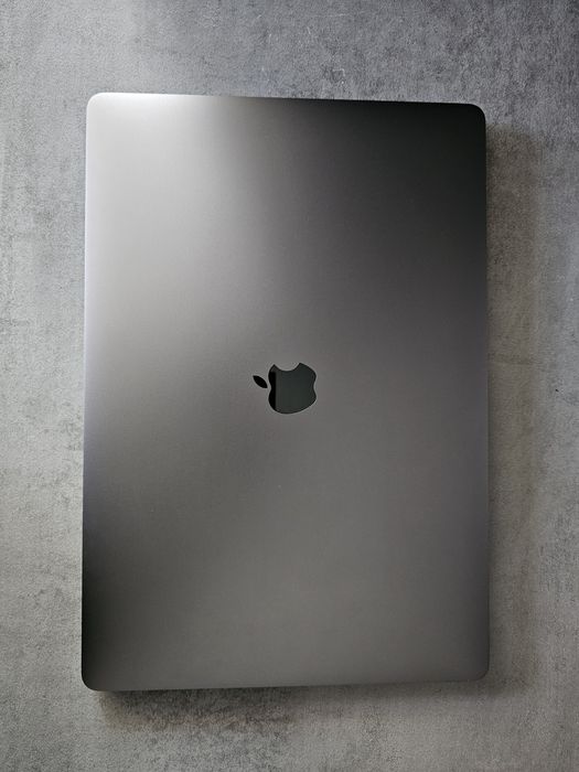 Macbook pro 2019 16 inch