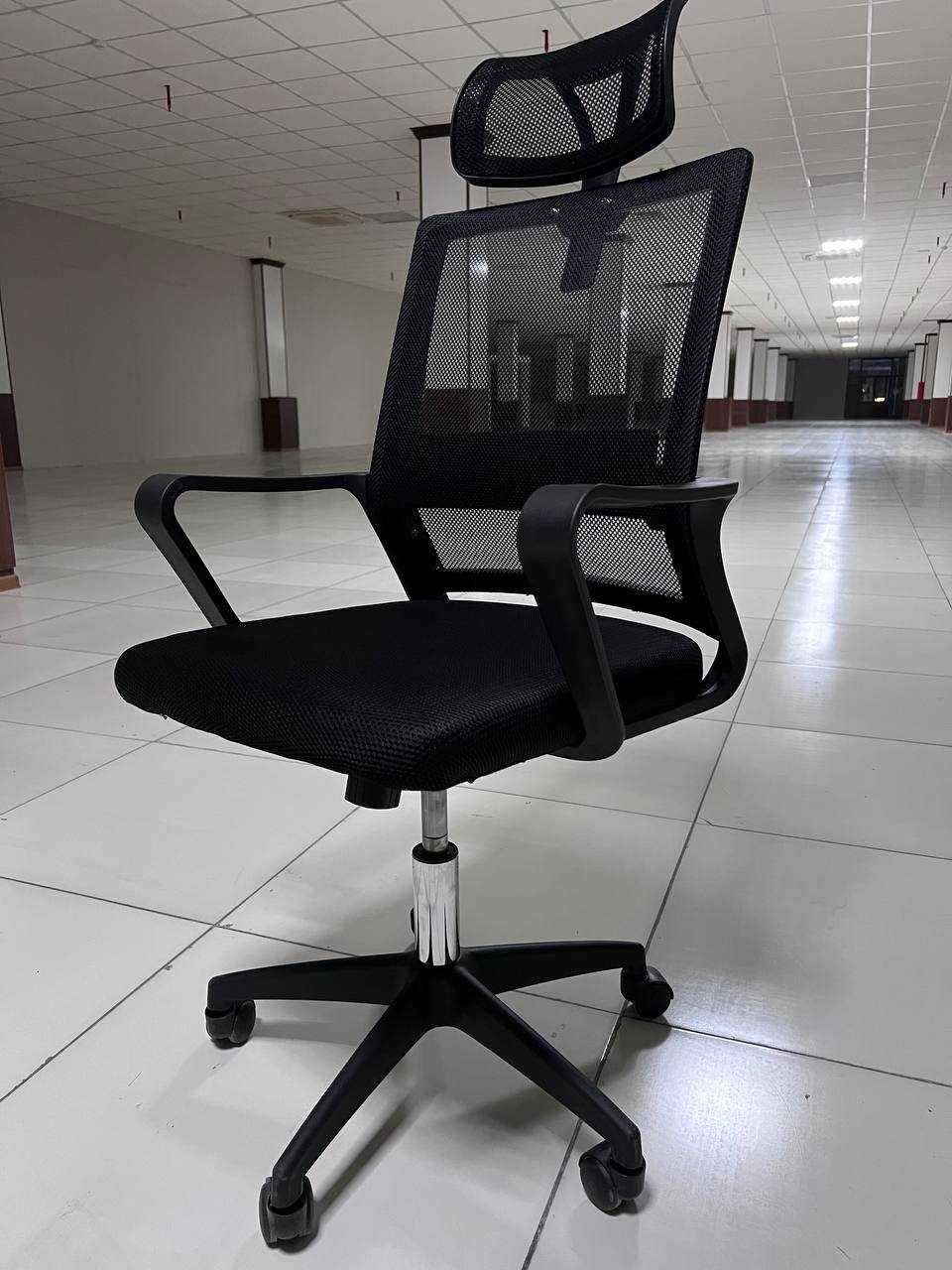 Kreslo ofis va uy uchun