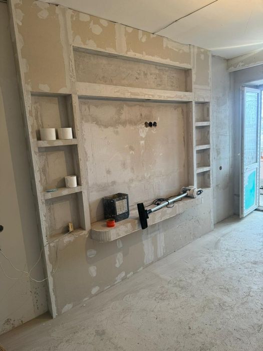 Продаётся  2ух комнатная квартира в районе вогзала