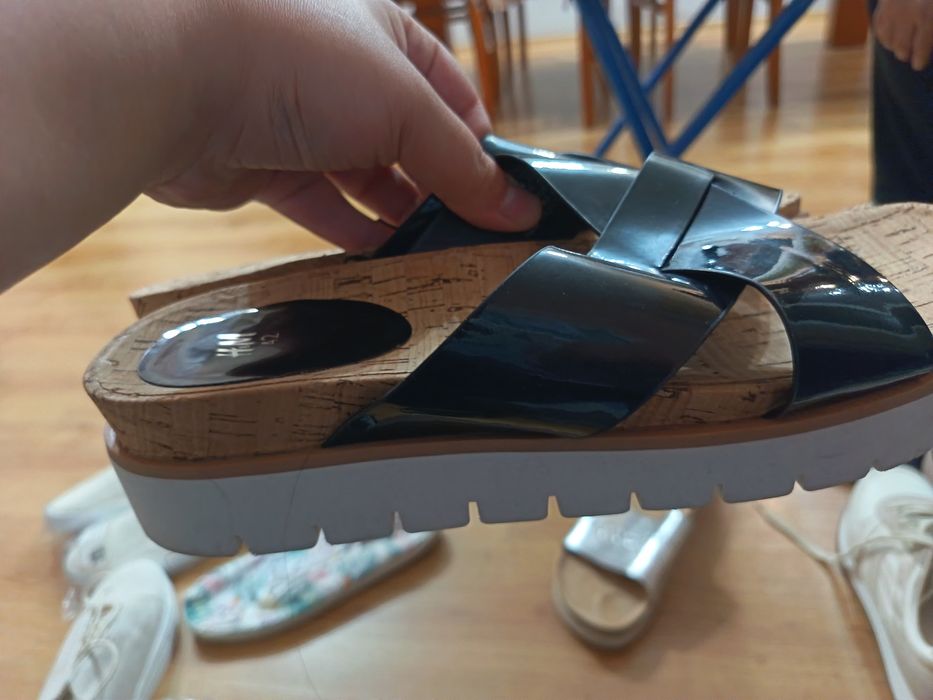 Чехли за лятото  висок