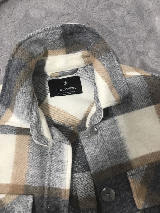 Cămașă groasă tip palton Stradivarius