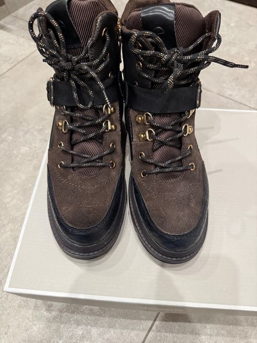 Дамски кожени боти