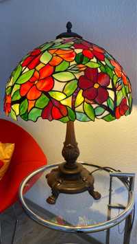 Veioza Tiffany lampa