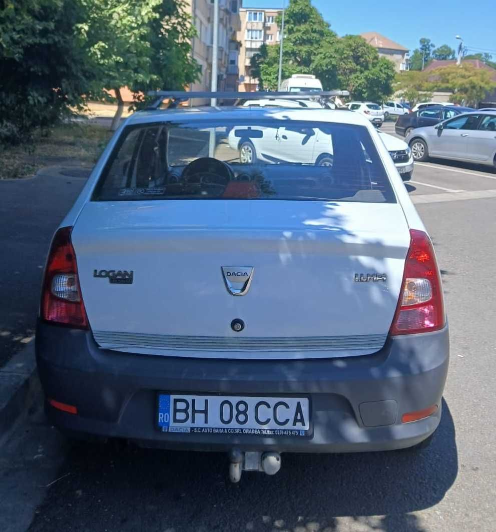 Dacia Logan 1.4 • 2009 • 43.000 km