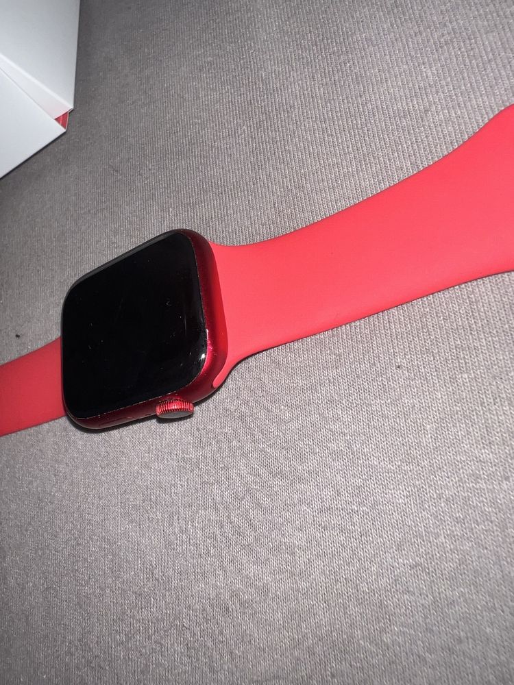 Apple Watch 8 Red
