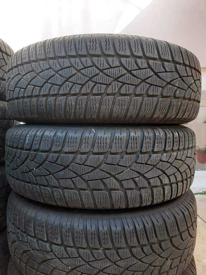 4 Броя 215/60/17 Dunlop 2х6,8mm, 2x6,2mm