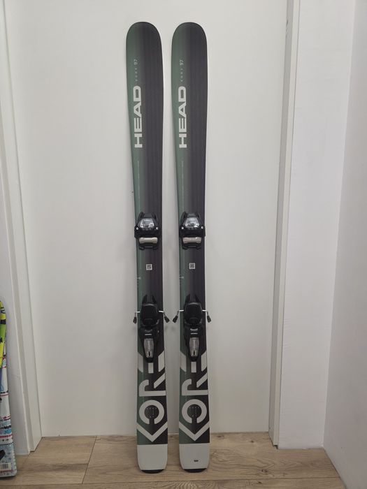 Schiuri Head Core w all mountain -freeride