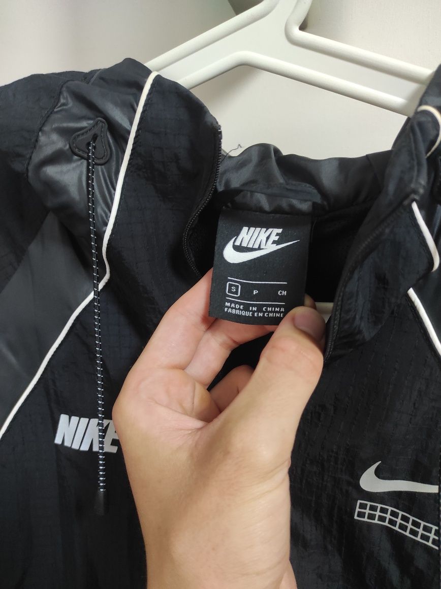 Мъжка ветровка Nike (Оригинал)