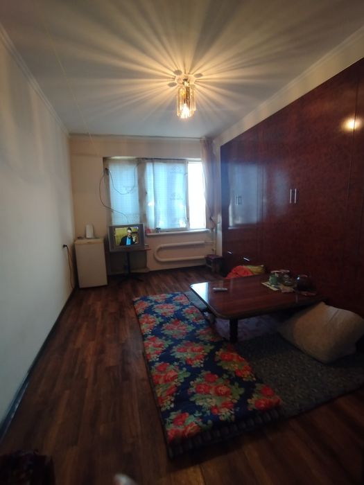 Продаётся квартира  в бывшем общежитие на Лисуново