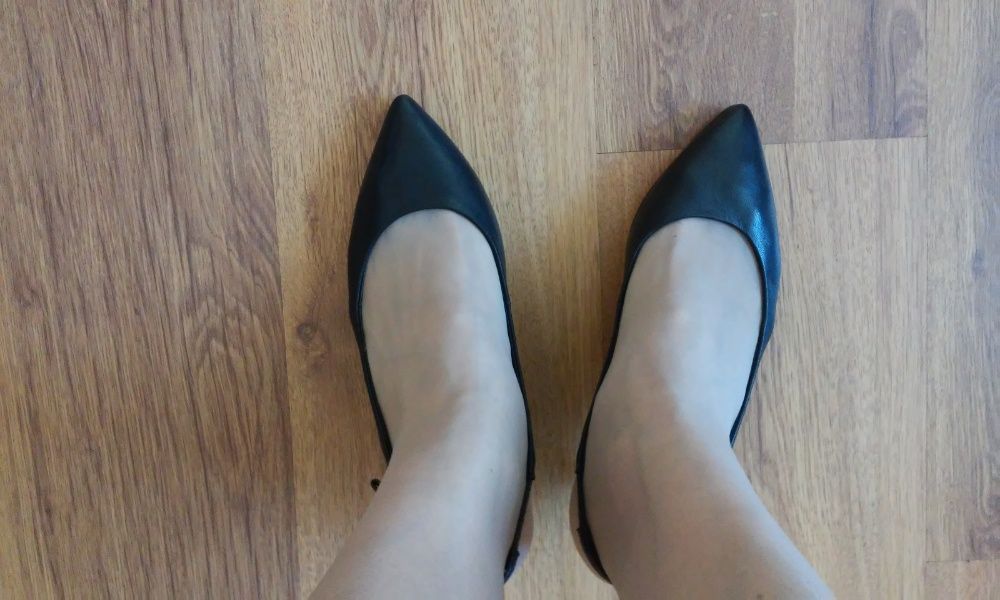 Дамски черни обувки от естествена кожа