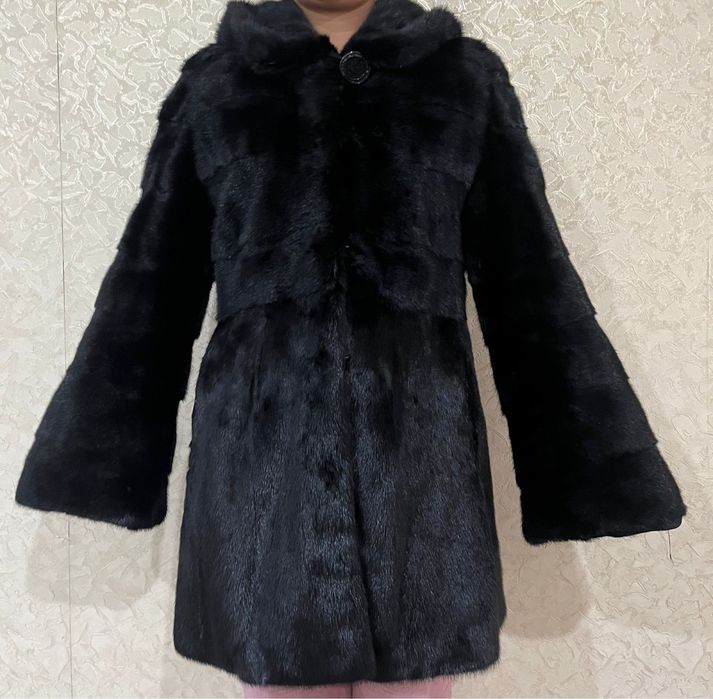 Продается норковая шуба
