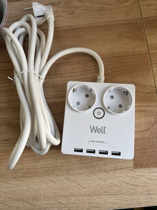 Prelungitoare cu cablu alimentare