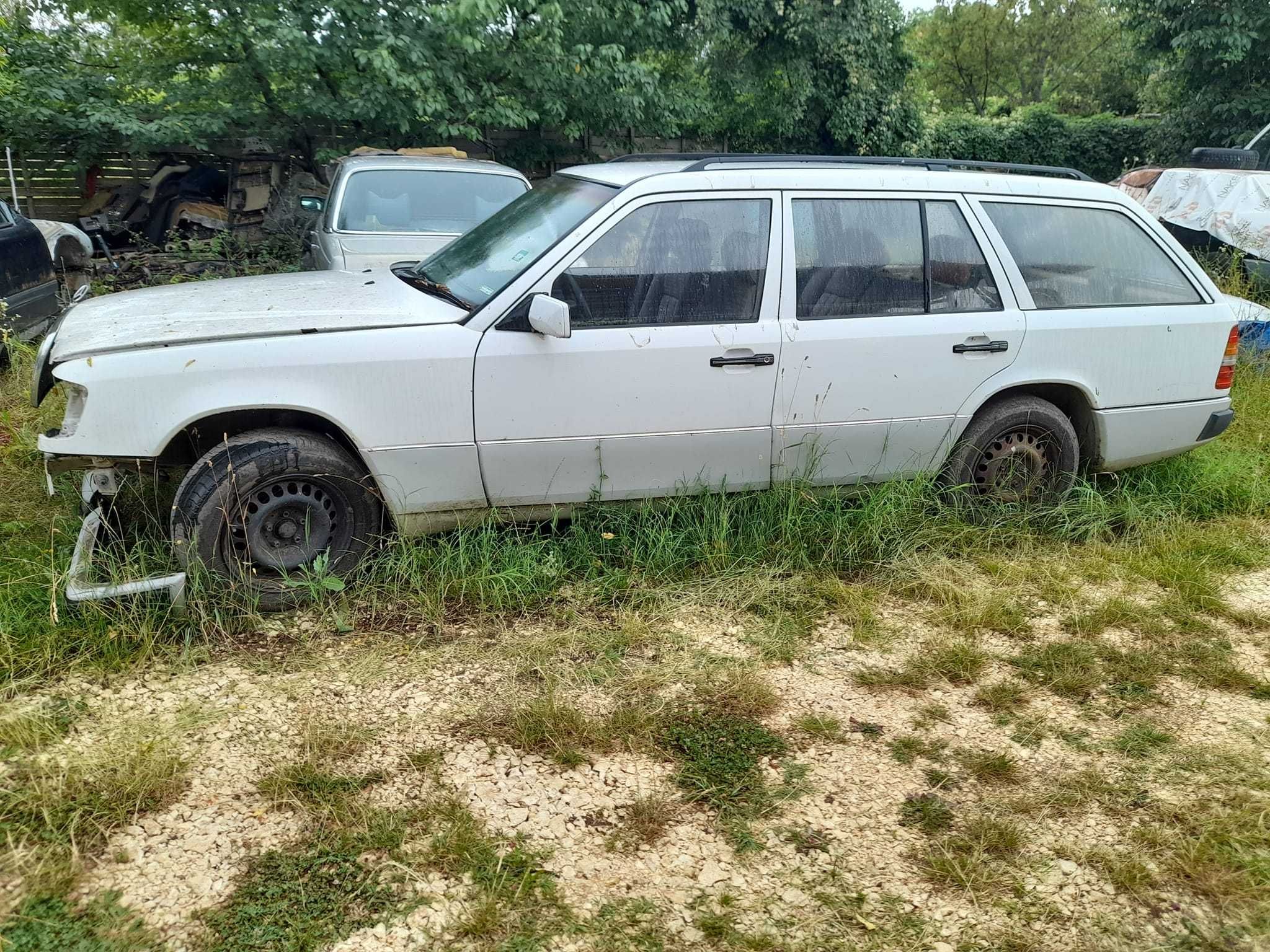 Мерцедес Е 320 CDI  и 124 на 4асти
