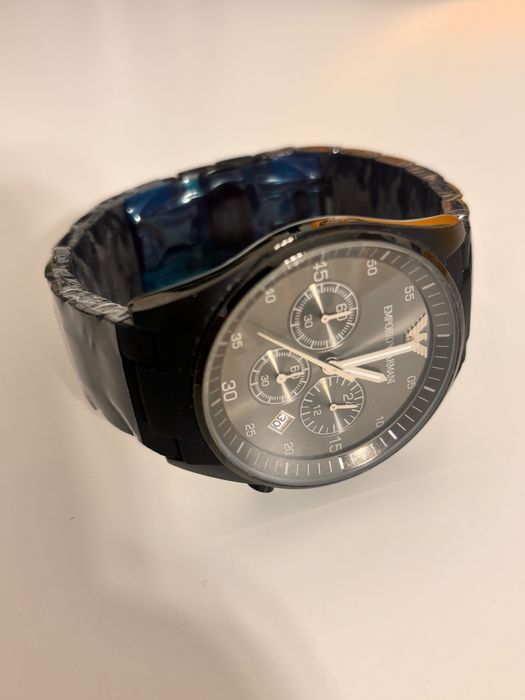 Часовник Emporio Armani