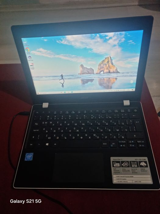Лаптоп Acer Aspire One 11