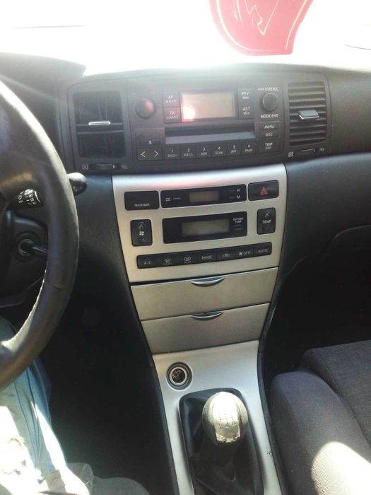 Тойота Корола на части или цяла