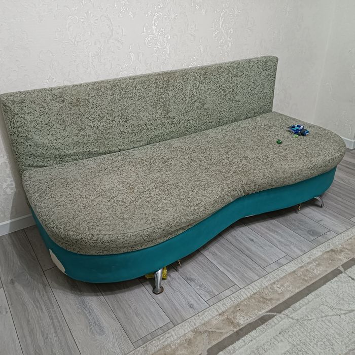 Диван отдам даром