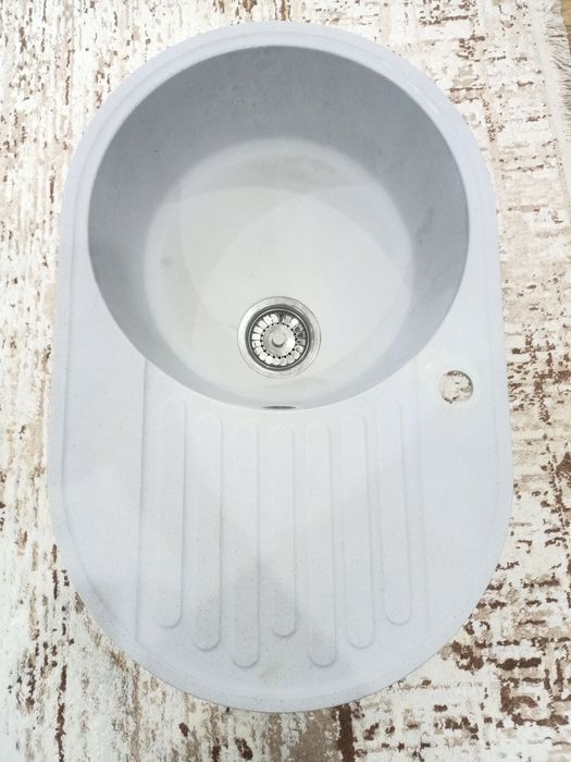 Продам раковину под камень