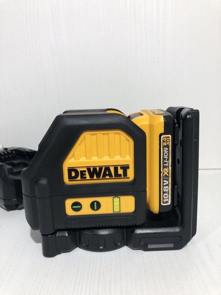 DeWalt DCE 088G nivelă laser