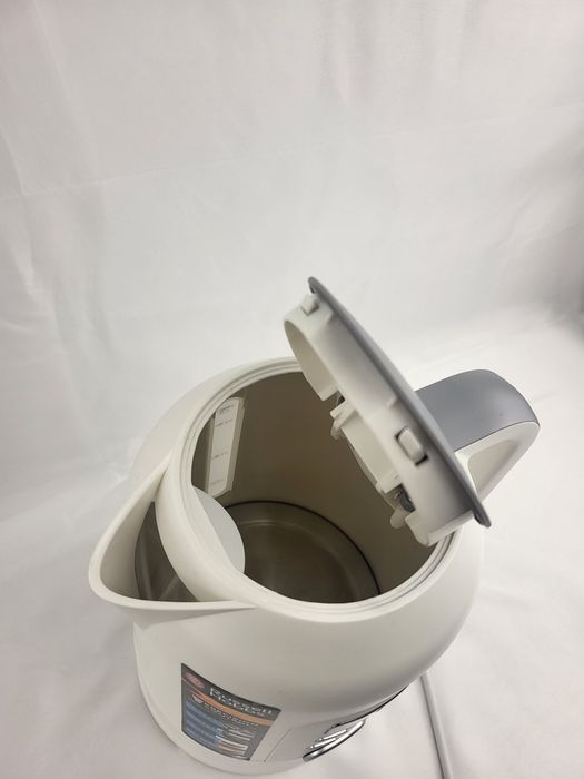 Електрическа кана Russel Hobbs