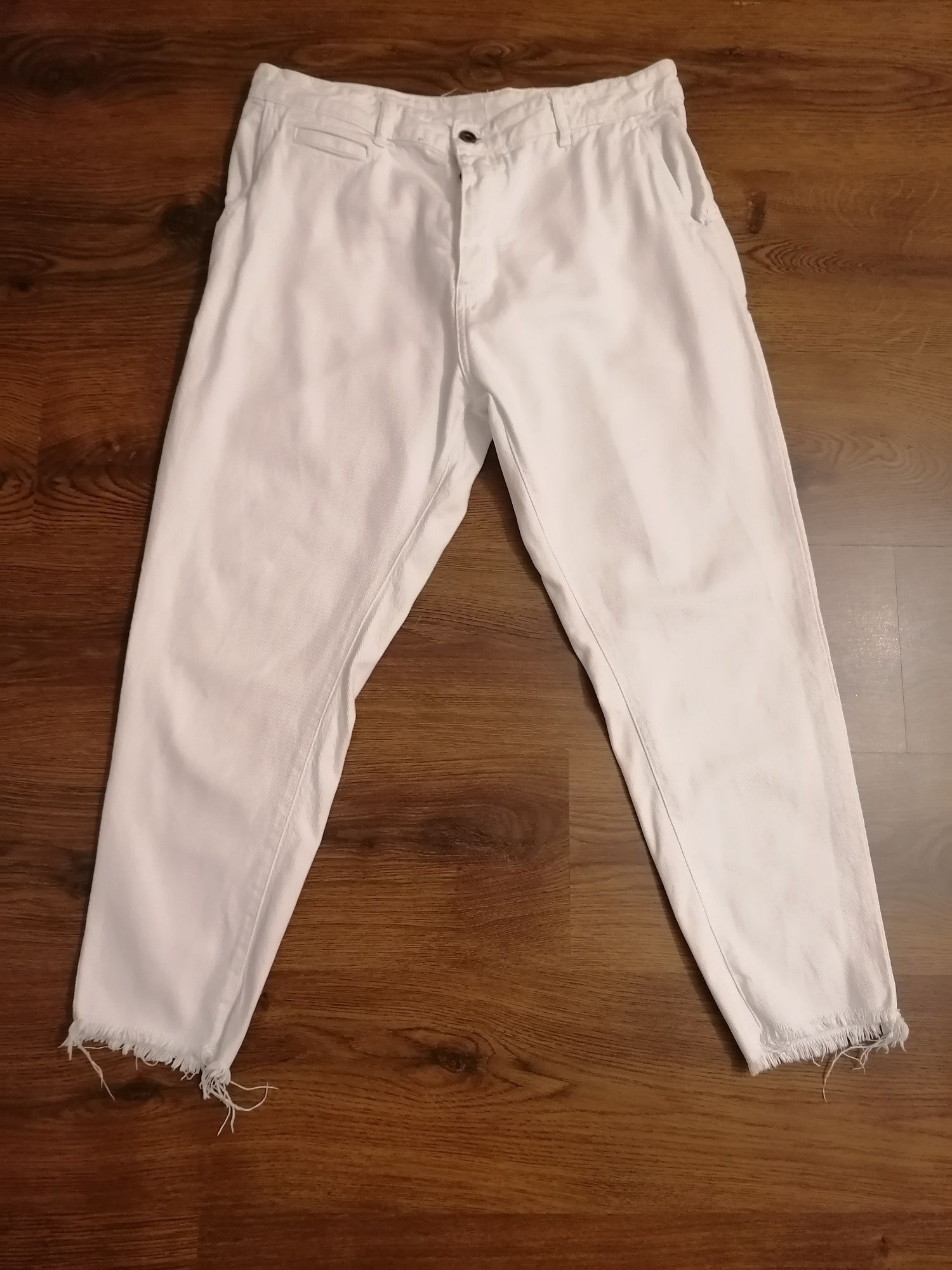 Blugi Zara marime 46