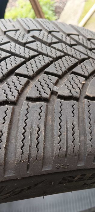225/40/18 зимни гуми Bridgestone
