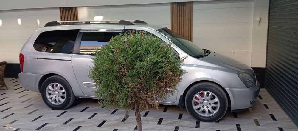 Такси в Горы/Амирсой/Чимган/Чарвак/Бочка/Кумишкон Kia Carnival Минивен