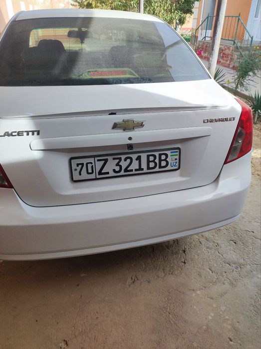 Жентра сотилади.