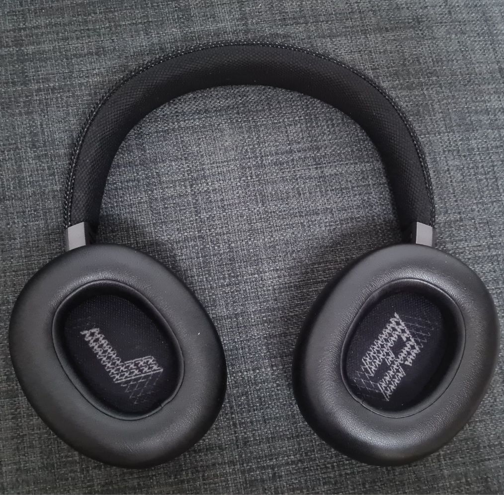 Căști wireless JBL LIVE 660NC, over ear