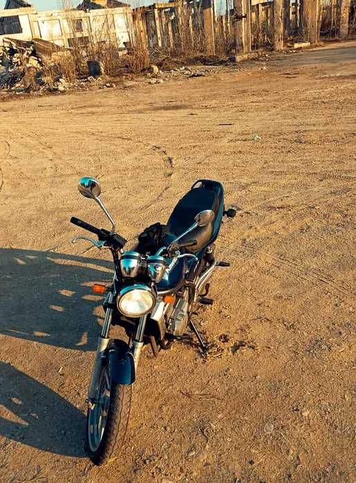 Kawasaki Er5 Twister