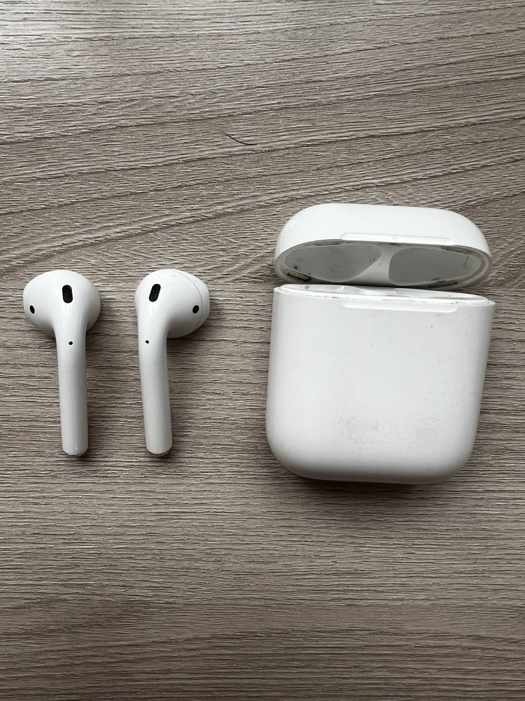 AirPods 2 series